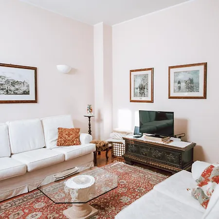 Authentic Italian Casa vacanze Cadenabbia