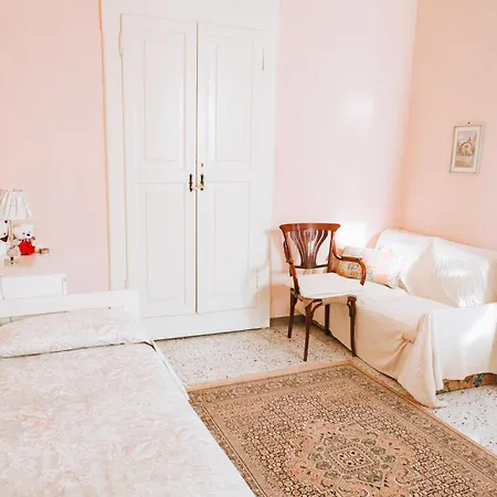 Authentic Italian Casa vacanze Cadenabbia
